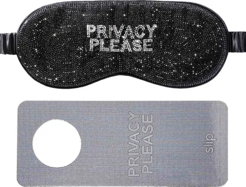Privacy please sleep in Set|Slip Clearance